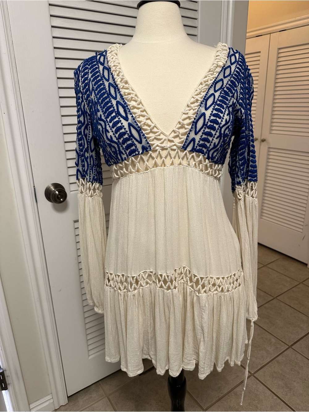 Free People Cream and Blue Bohemian Crochet V-Neck Tunic/ Mini Dress